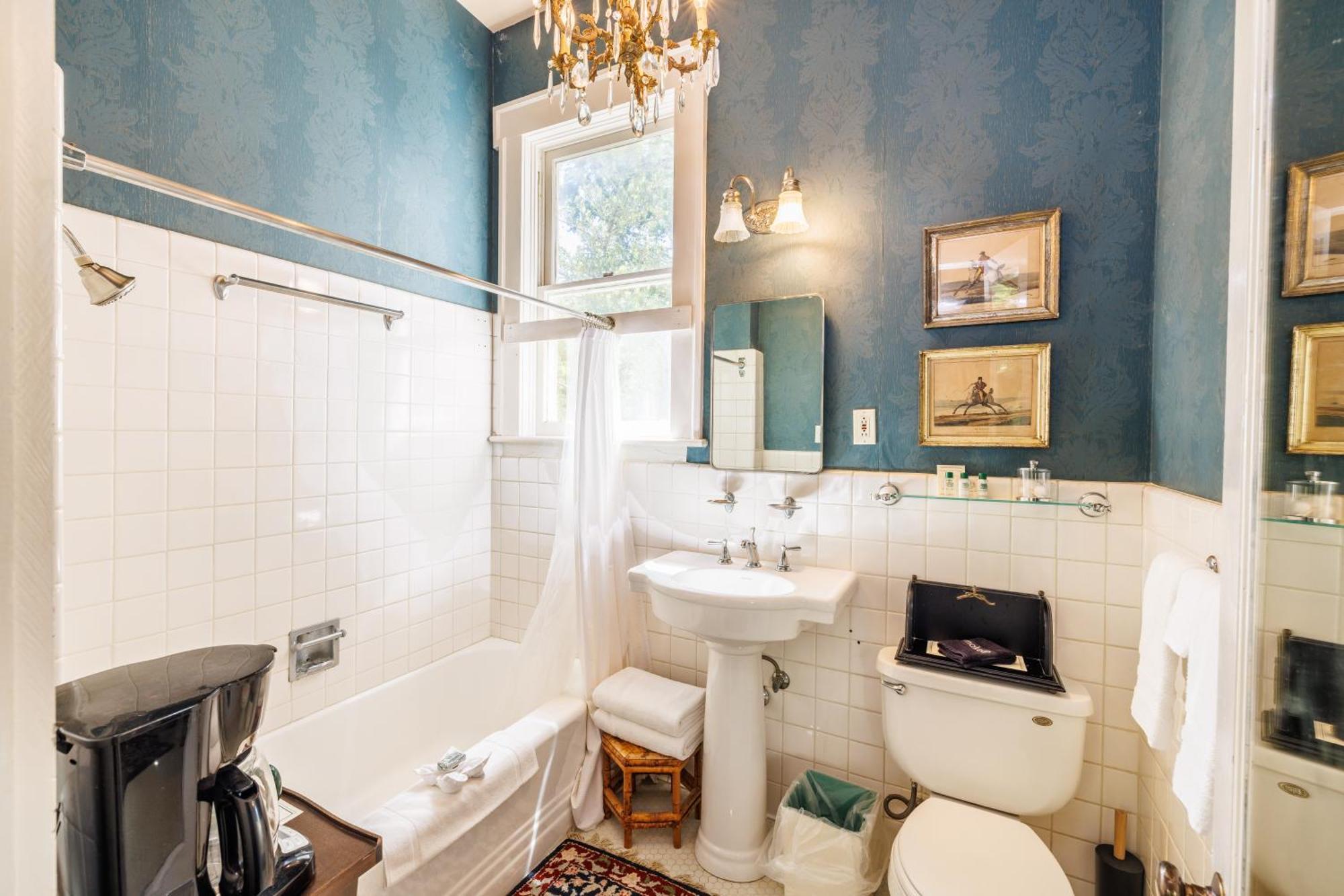 Belle Oaks Inn Gonzales Bagian luar foto